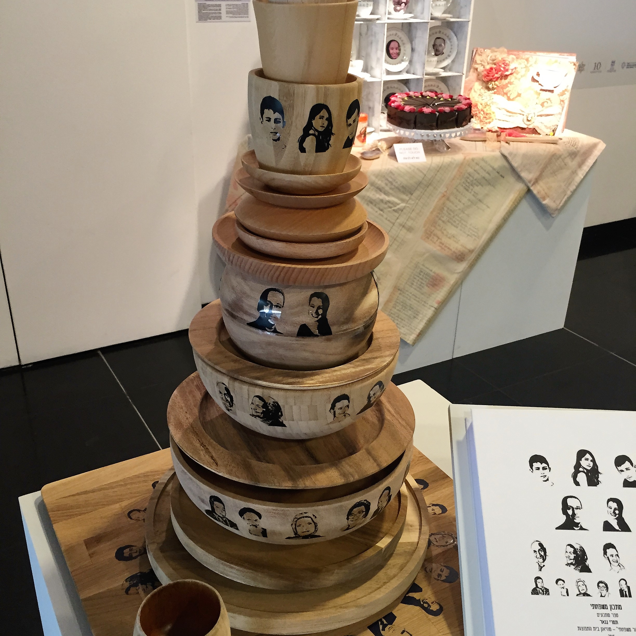 Everything but the Family Tree by Mel Rosenberg - מל רוזנברג - Ourboox.com