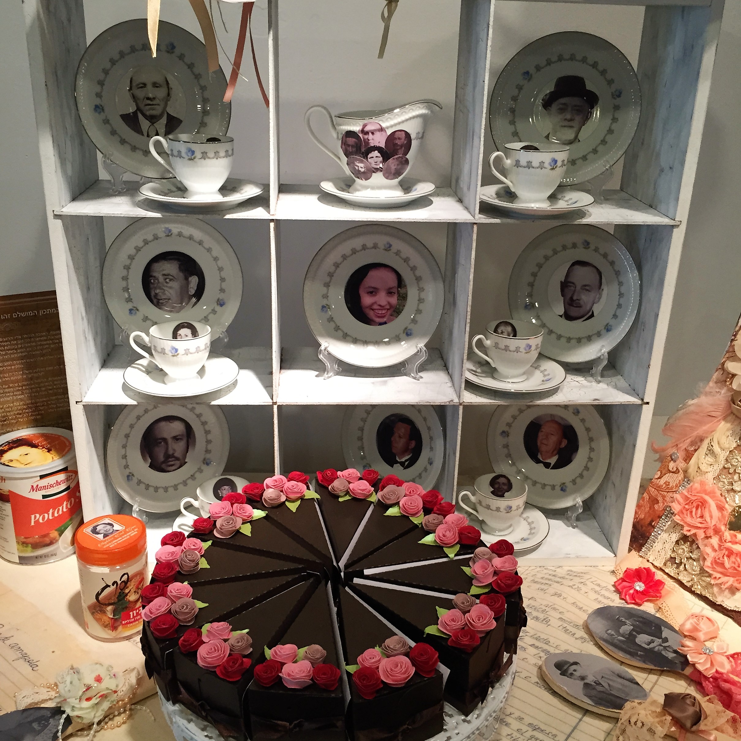 Everything but the Family Tree by Mel Rosenberg - מל רוזנברג - Ourboox.com