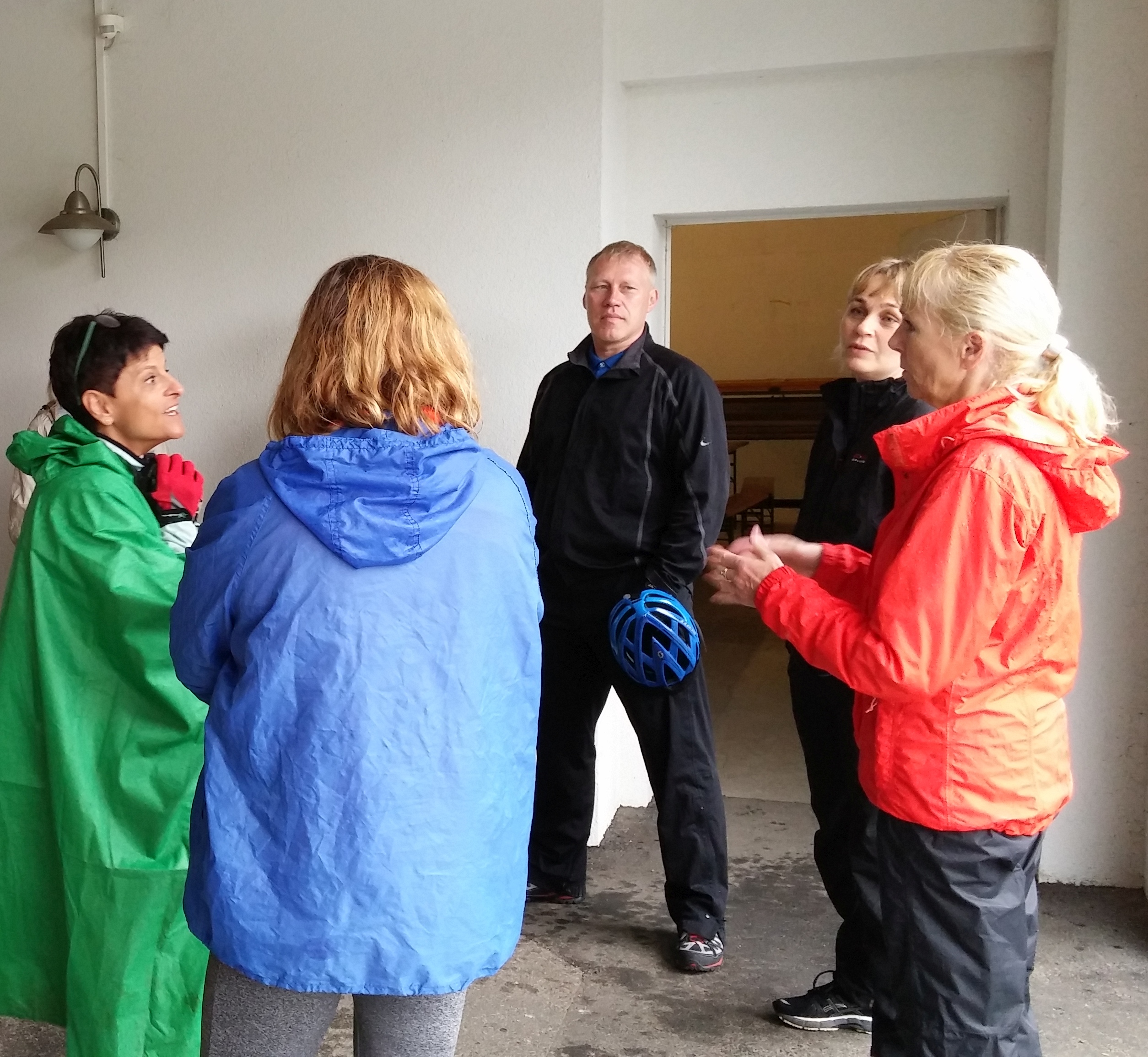 דנובה על אופניים – סיפור מסע – 2016 by רוכבים  - Ourboox.com