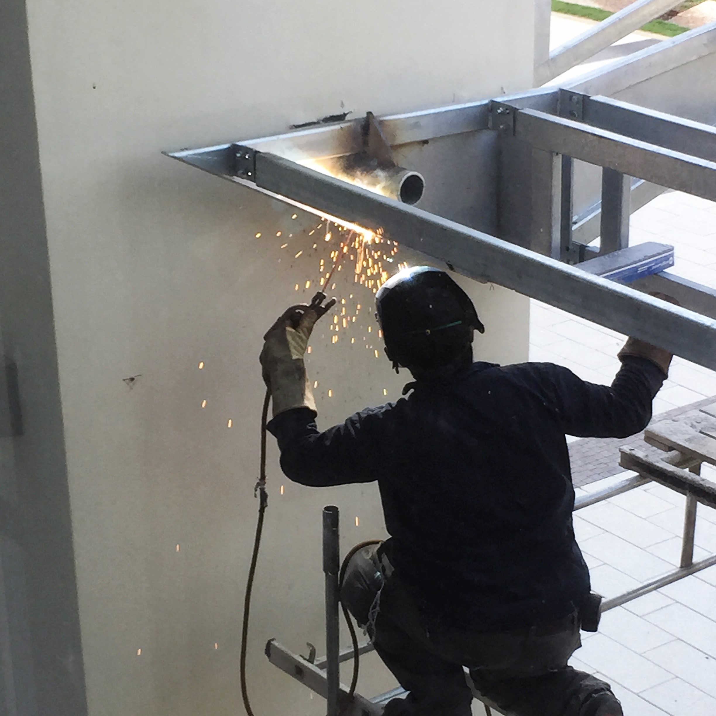 The Ladder to Success at IDC Herzliya by Mel Rosenberg - מל רוזנברג - Ourboox.com