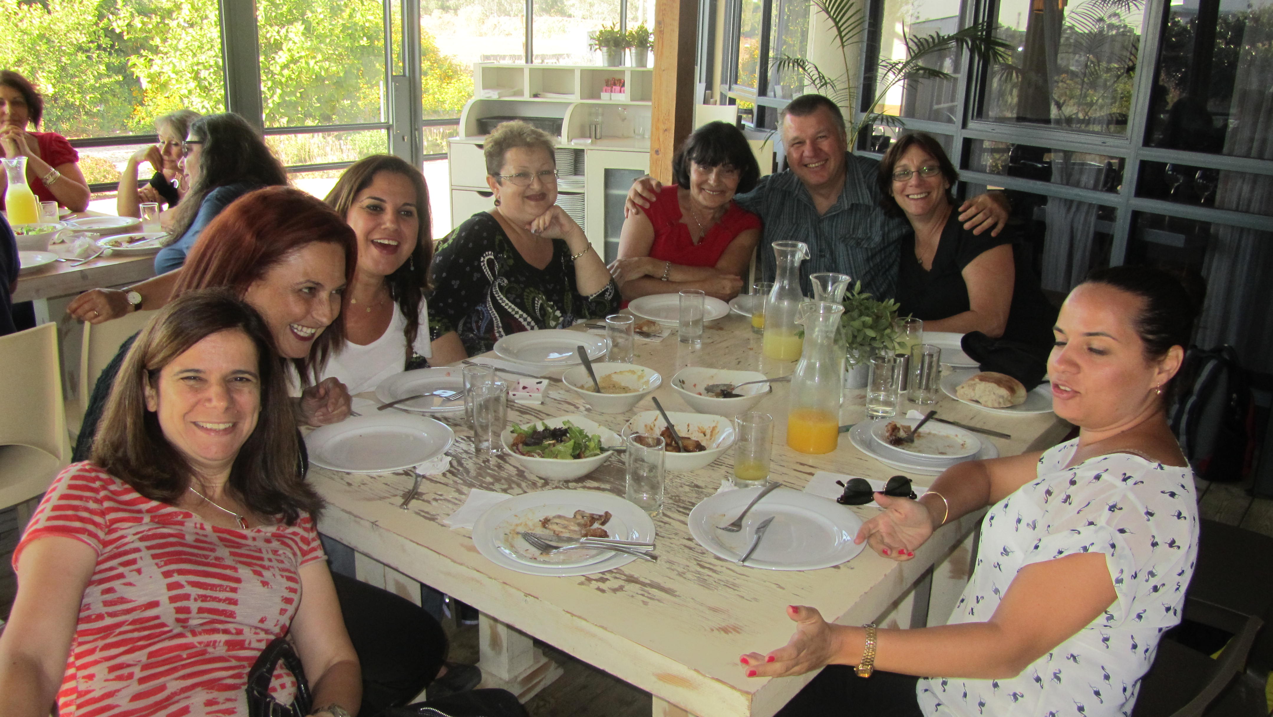 סוף הוא תמיד התחלה של משהו אחר by yuvalim ramla - Illustrated by צוות מורי בית ספר יובלים - Ourboox.com