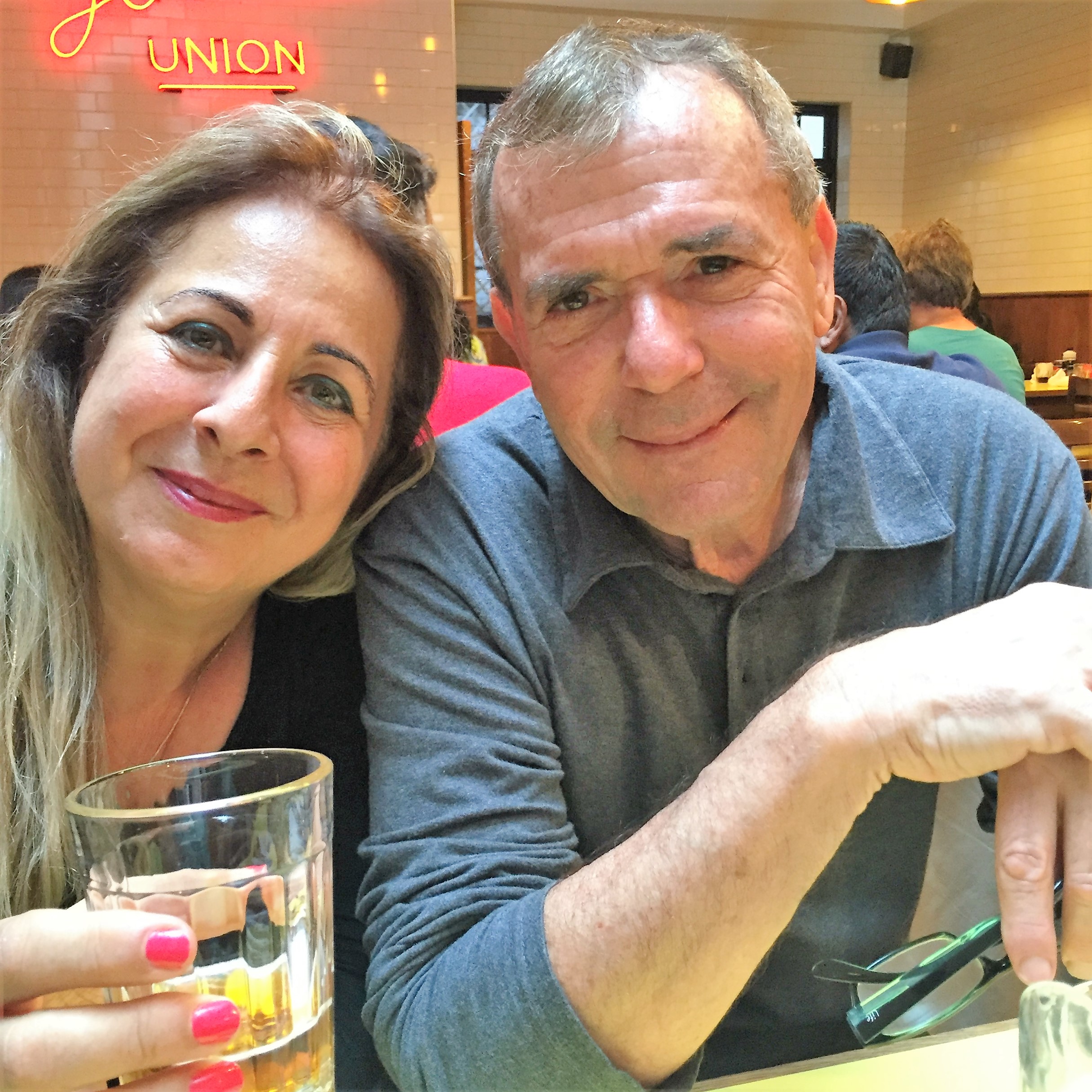 London Friends, Old and New by Mel Rosenberg - מל רוזנברג - Ourboox.com