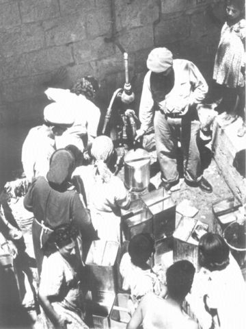 סיפור מולדת ראשון לציון by atarim - Illustrated by   כיתה ד2-ליאור ונועם - Ourboox.com