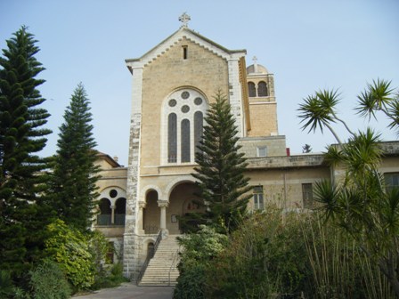 החיים במנזר by amitay last - Ourboox.com