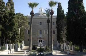 המנזר by roni berman - Ourboox.com