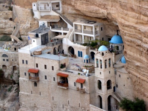 יומני היקר – החיים במנזר by Adi Anunu - Ourboox.com