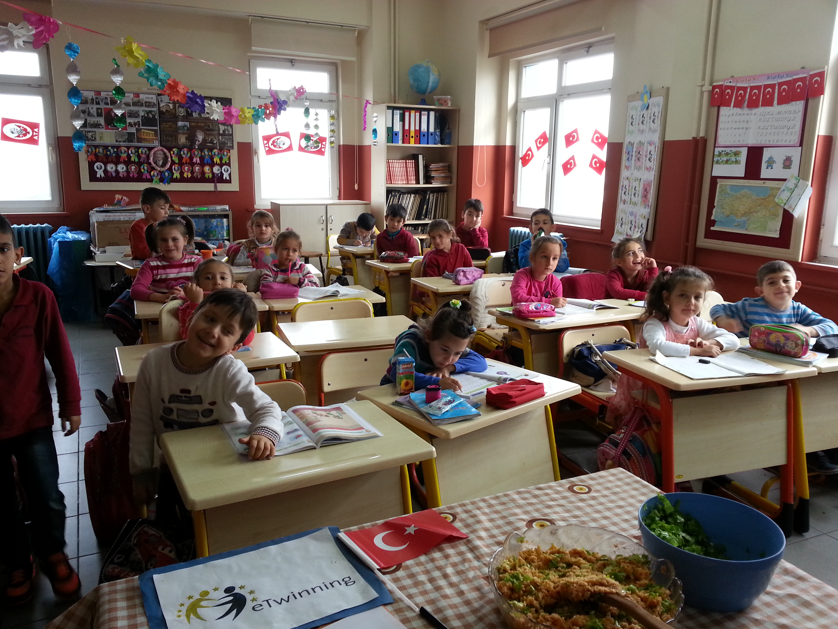 Kisir (Salad) by Münevver Çakır Ertekin - Ourboox.com