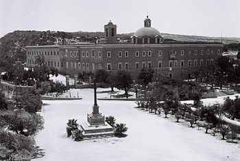 נזירים by fuks - Illustrated by תום פוקס - Ourboox.com