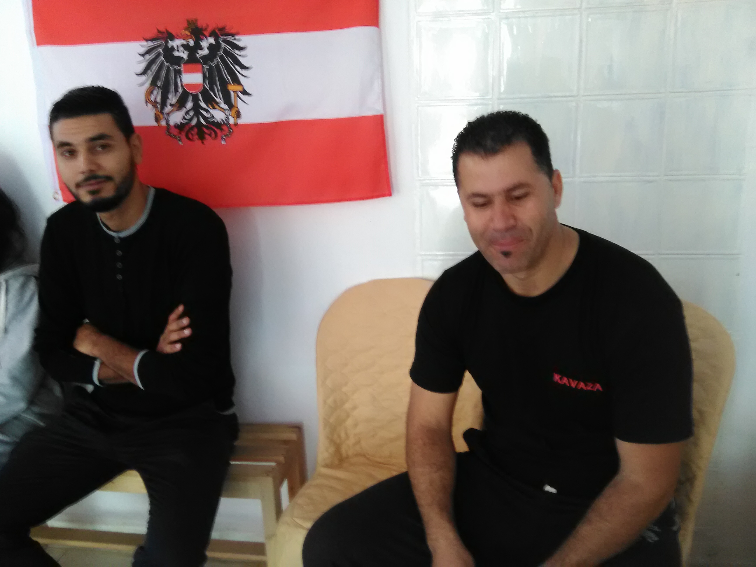 من كواليس الدورة الأولى لفنون الدفاع عن النفس ببنزرت :2016/11/20 by bechir - Illustrated by البشير الحمروني - Ourboox.com