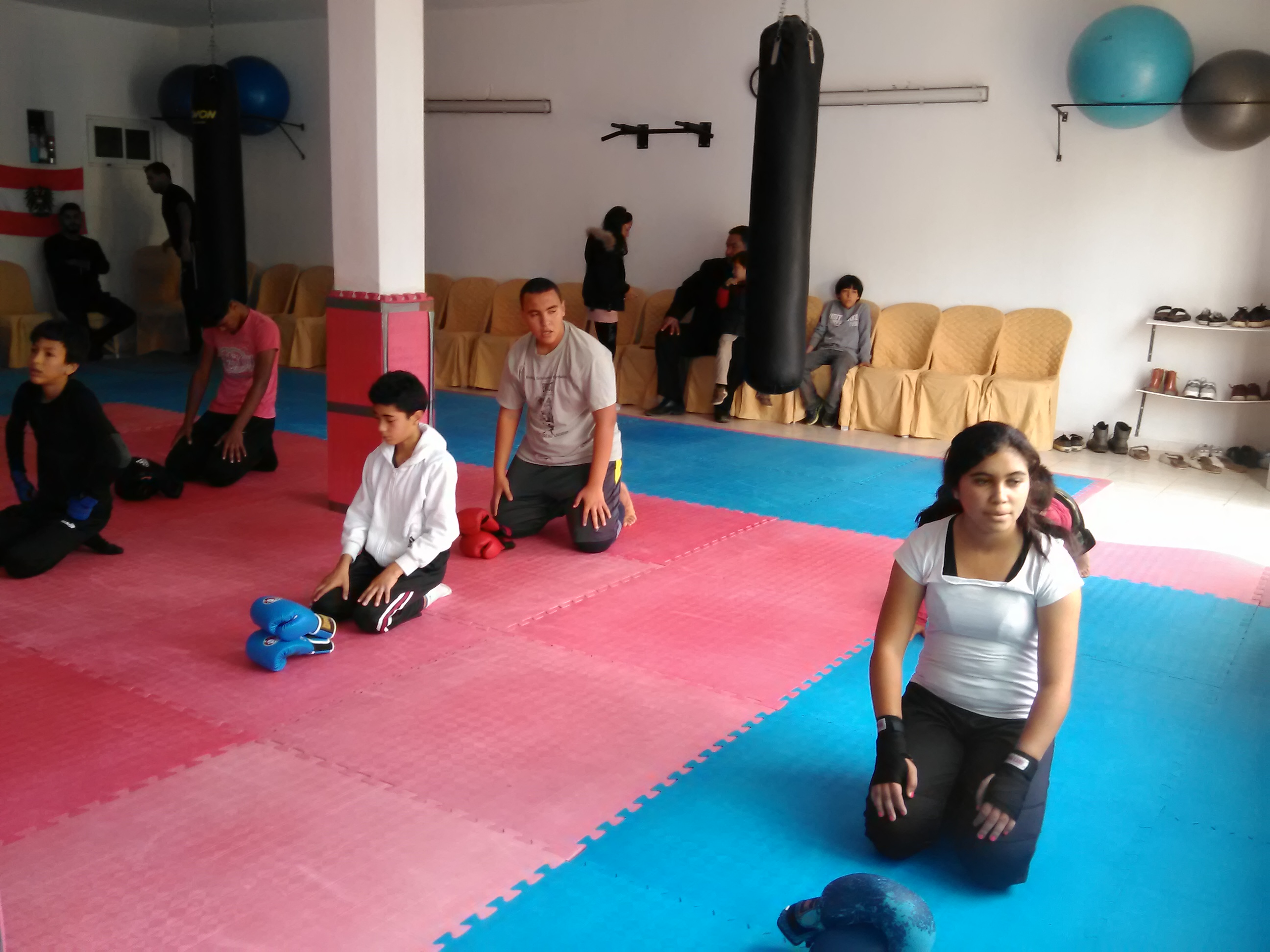 الدورة الأولى المفتوحة لفنون الدفاع عن النفس ببنزرت by bechir - Illustrated by البشير الحمروني عضو الجمعية التونسية النمساوية لفنون الدفاع عن النفس  - Ourboox.com