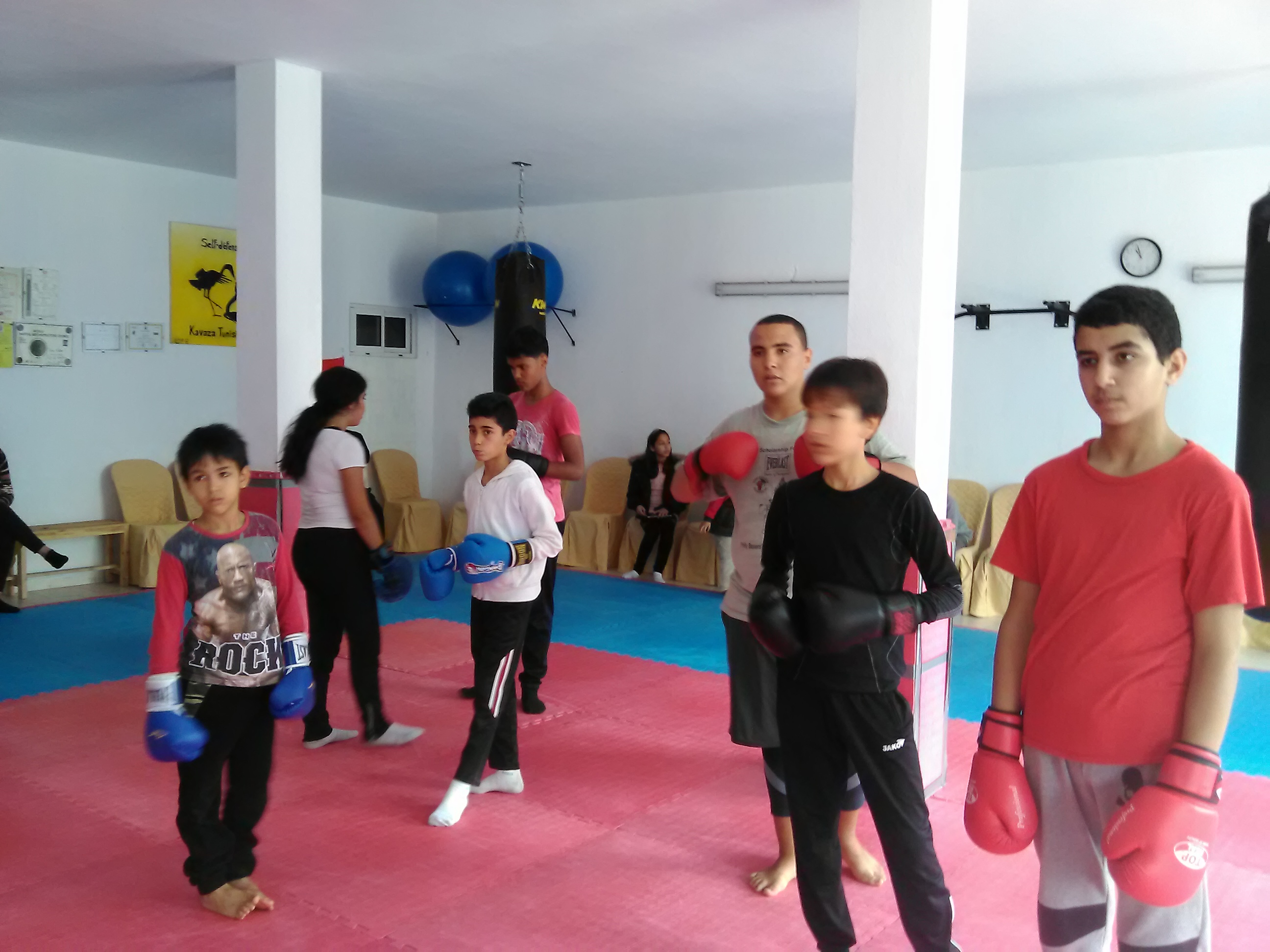 الدورة الأولى المفتوحة لفنون الدفاع عن النفس ببنزرت by bechir - Illustrated by البشير الحمروني عضو الجمعية التونسية النمساوية لفنون الدفاع عن النفس  - Ourboox.com