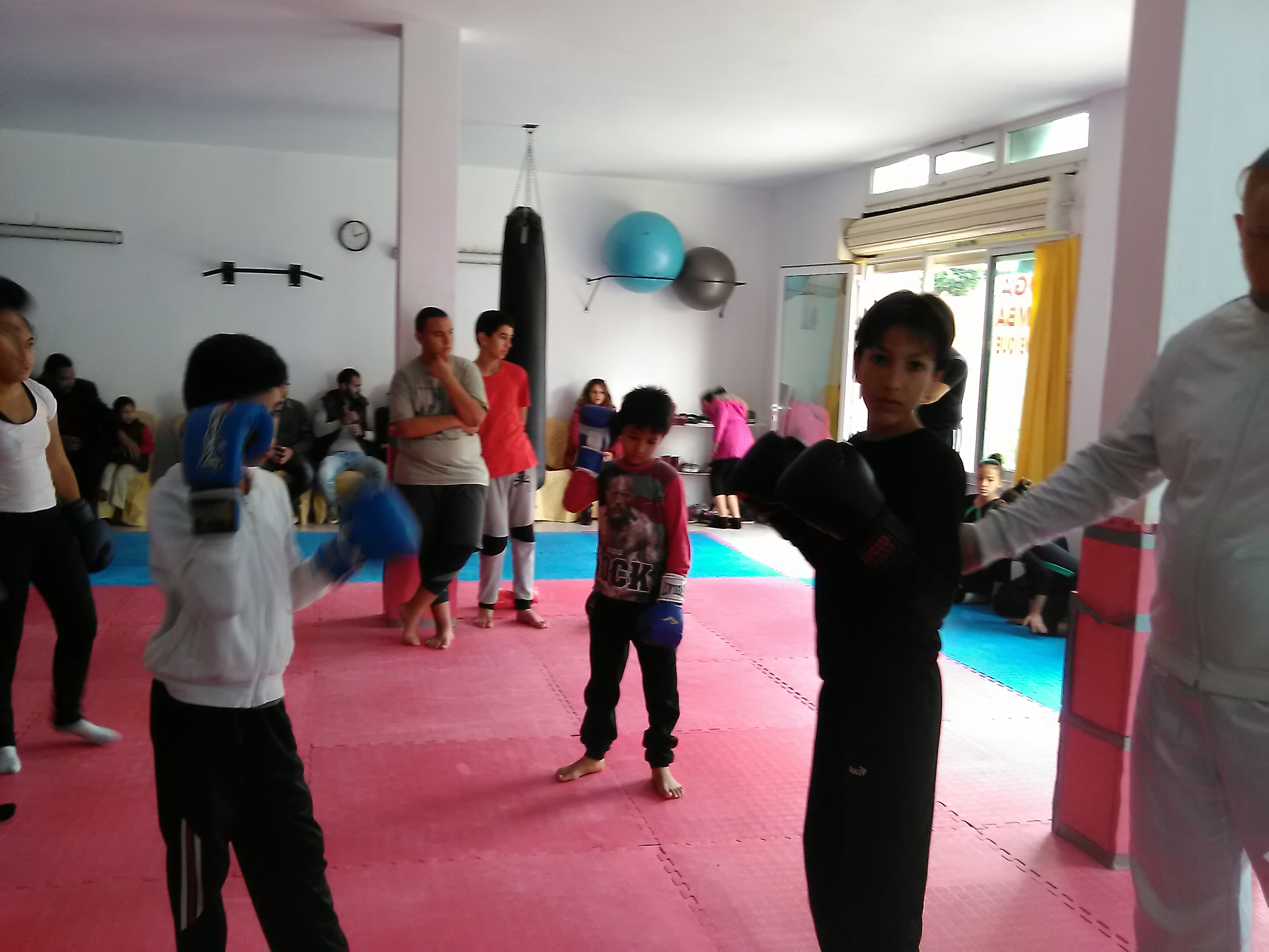 الدورة الأولى المفتوحة لفنون الدفاع عن النفس ببنزرت by bechir - Illustrated by البشير الحمروني عضو الجمعية التونسية النمساوية لفنون الدفاع عن النفس  - Ourboox.com