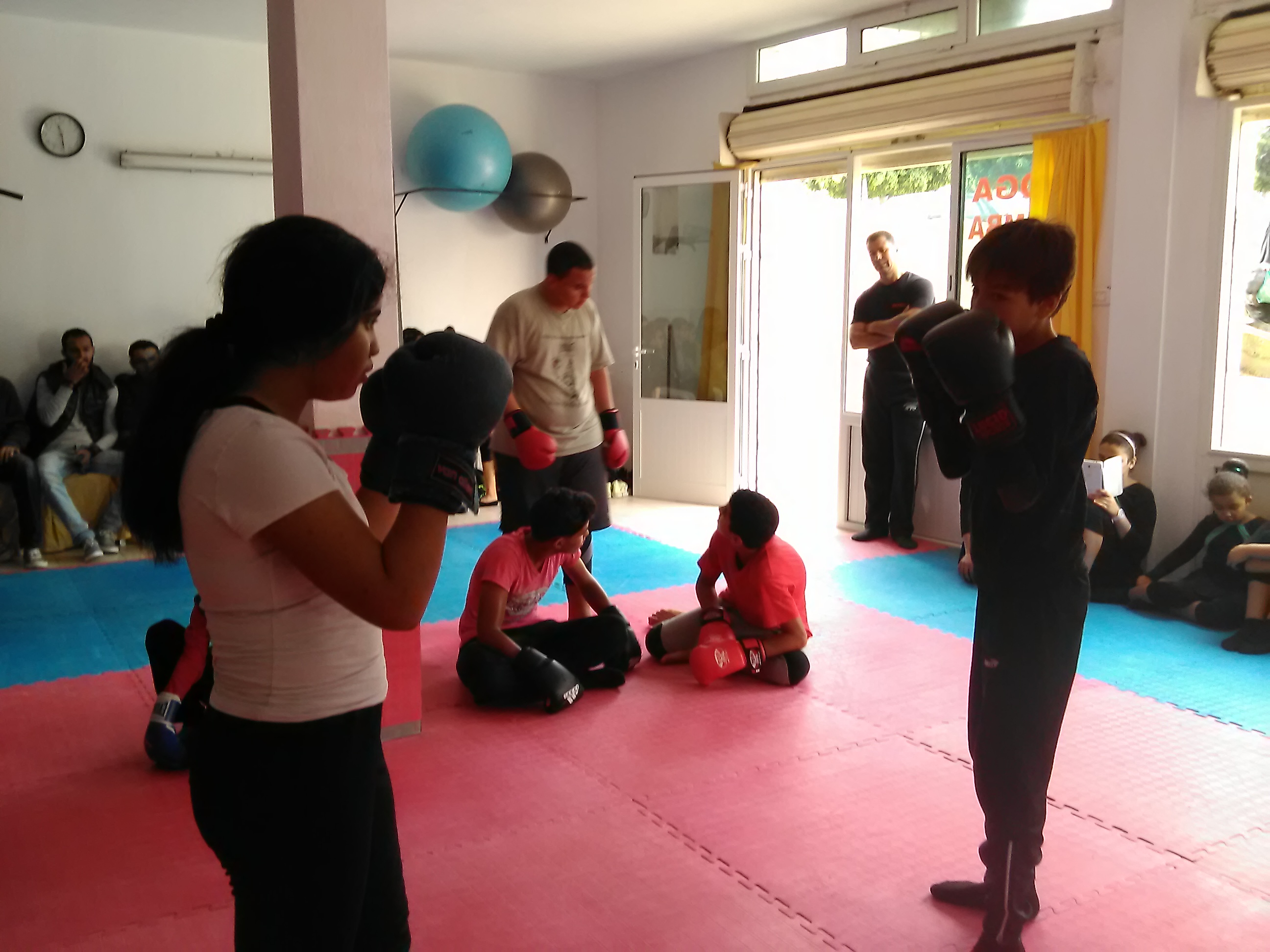 الدورة الأولى المفتوحة لفنون الدفاع عن النفس ببنزرت by bechir - Illustrated by البشير الحمروني عضو الجمعية التونسية النمساوية لفنون الدفاع عن النفس  - Ourboox.com