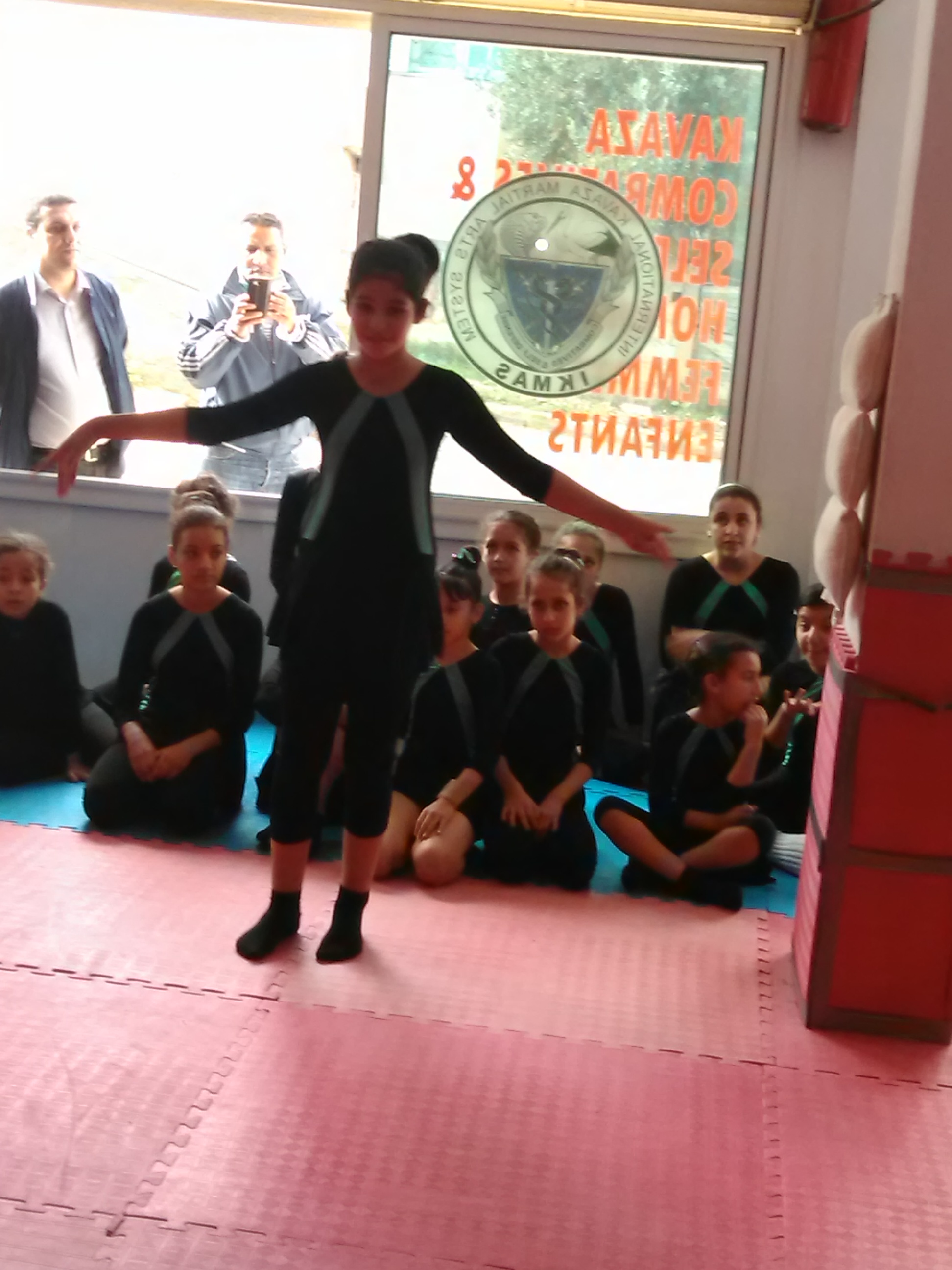 الدورة الأولى المفتوحة لفنون الدفاع عن النفس ببنزرت by bechir - Illustrated by البشير الحمروني عضو الجمعية التونسية النمساوية لفنون الدفاع عن النفس  - Ourboox.com