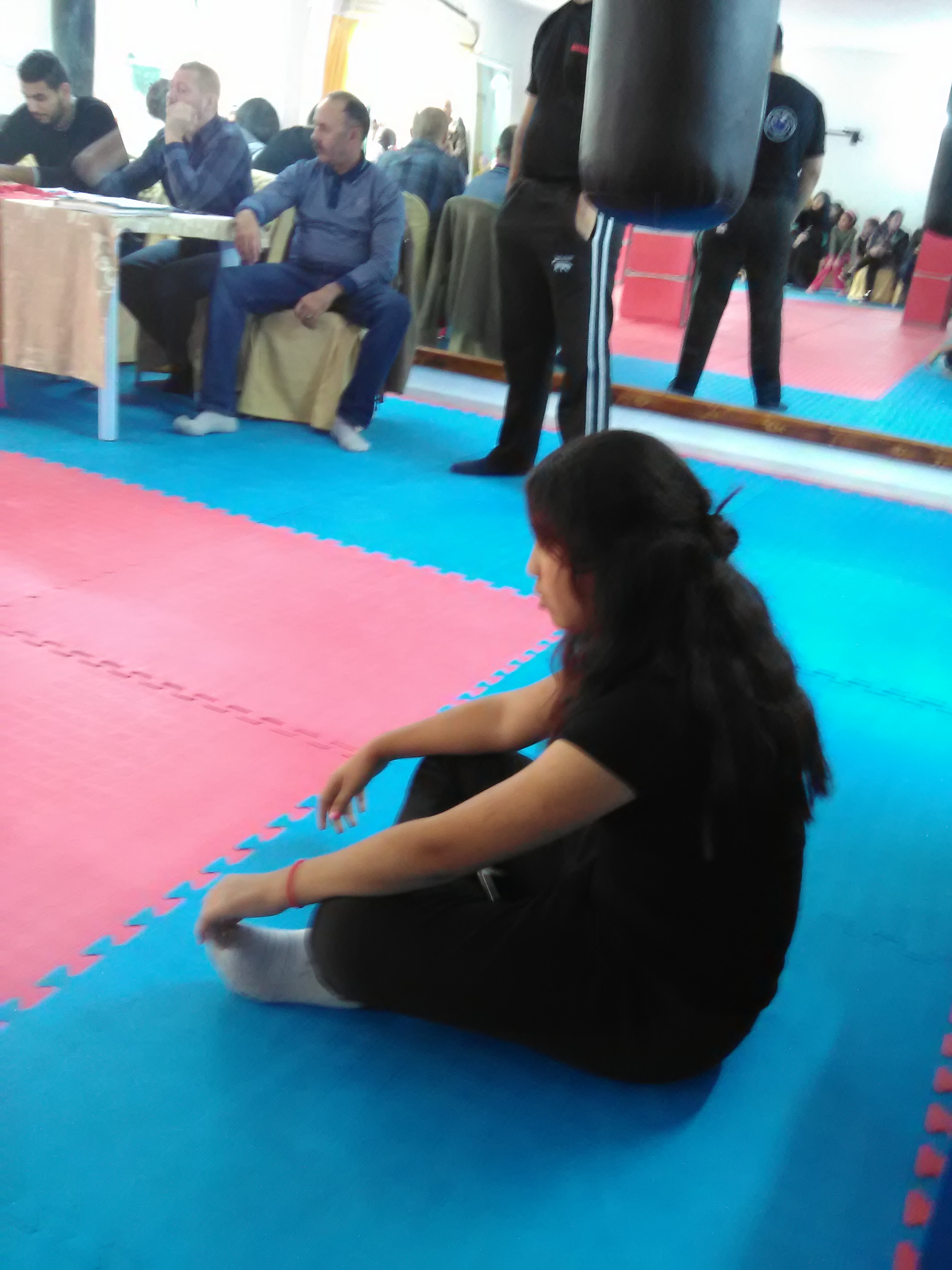 من كواليس الدورة الأولى لفنون الدفاع عن النفس ببنزرت :2016/11/20 by bechir - Illustrated by البشير الحمروني - Ourboox.com