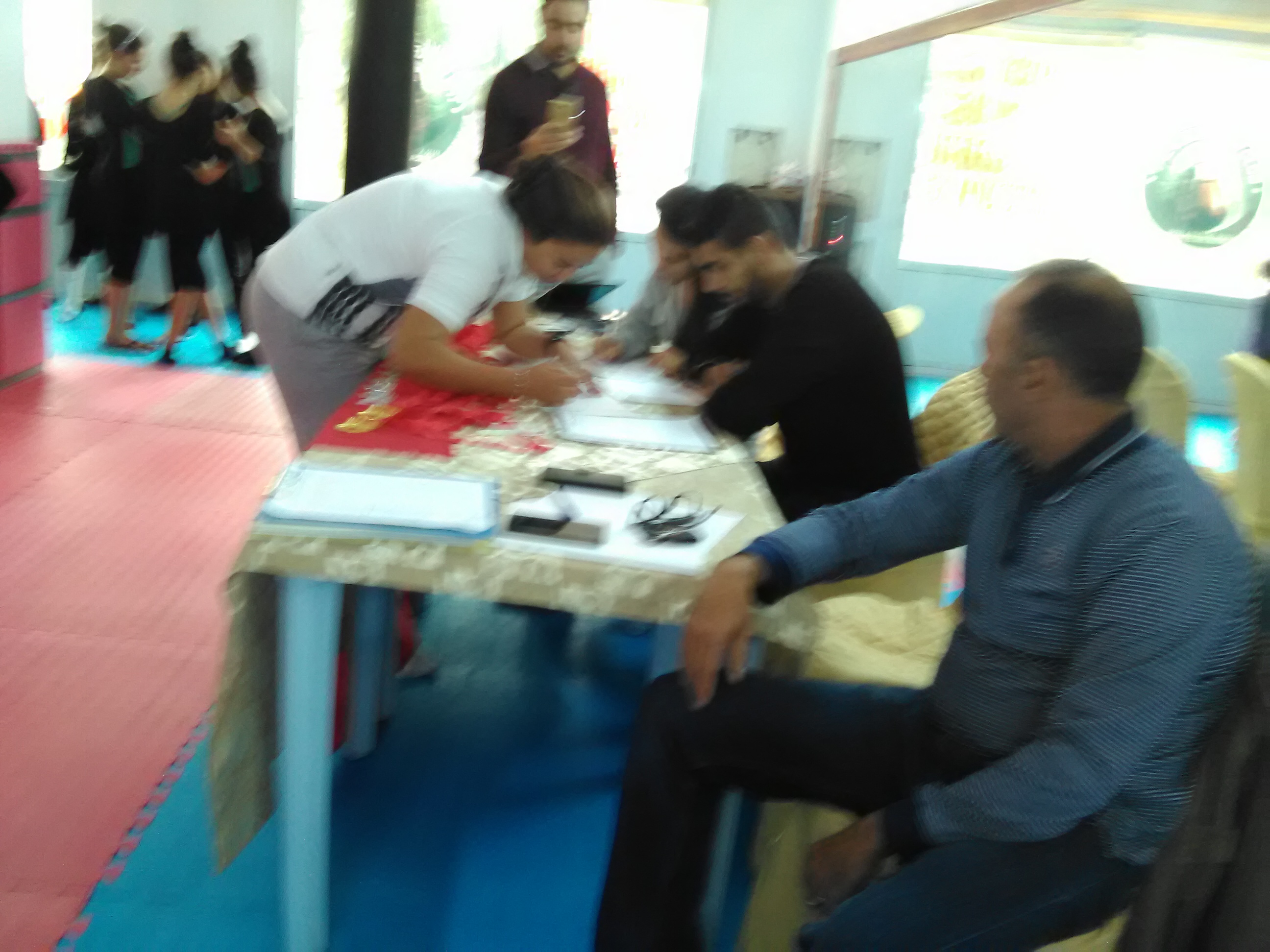 من كواليس الدورة الأولى لفنون الدفاع عن النفس ببنزرت :2016/11/20 by bechir - Illustrated by البشير الحمروني - Ourboox.com