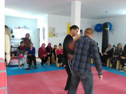 الدورة الأولى المفتوحة لفنون الدفاع عن النفس ببنزرت : الجزء الثالث الكافازا by bechir - Illustrated by البشير الحمروني - Ourboox.com