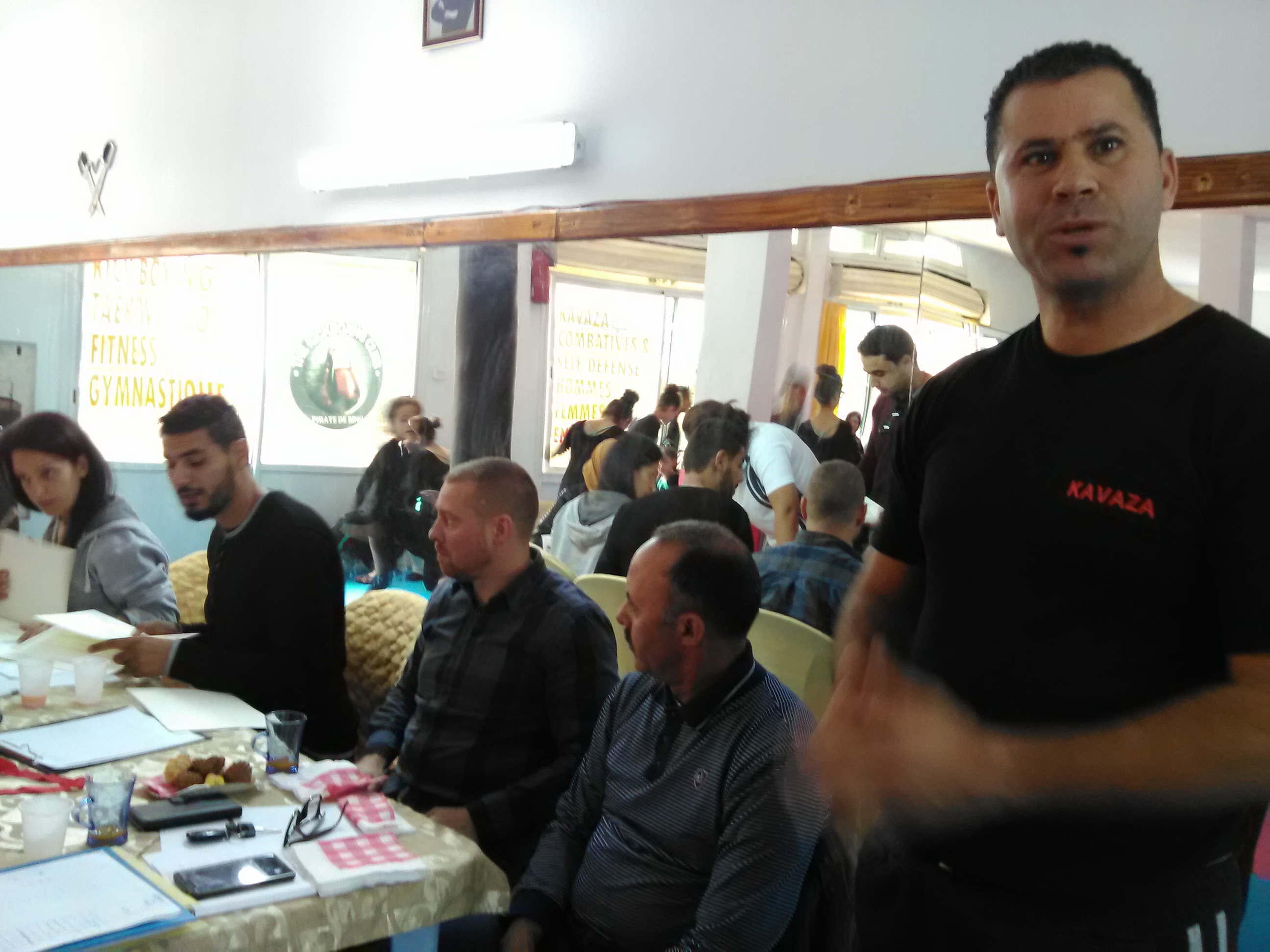 من كواليس الدورة الأولى لفنون الدفاع عن النفس ببنزرت :2016/11/20 by bechir - Illustrated by البشير الحمروني - Ourboox.com