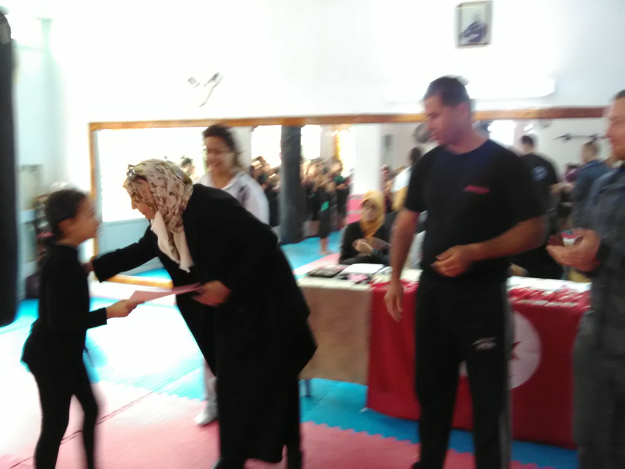 من كواليس الدورة الأولى لفنون الدفاع عن النفس ببنزرت :2016/11/20 by bechir - Illustrated by البشير الحمروني - Ourboox.com