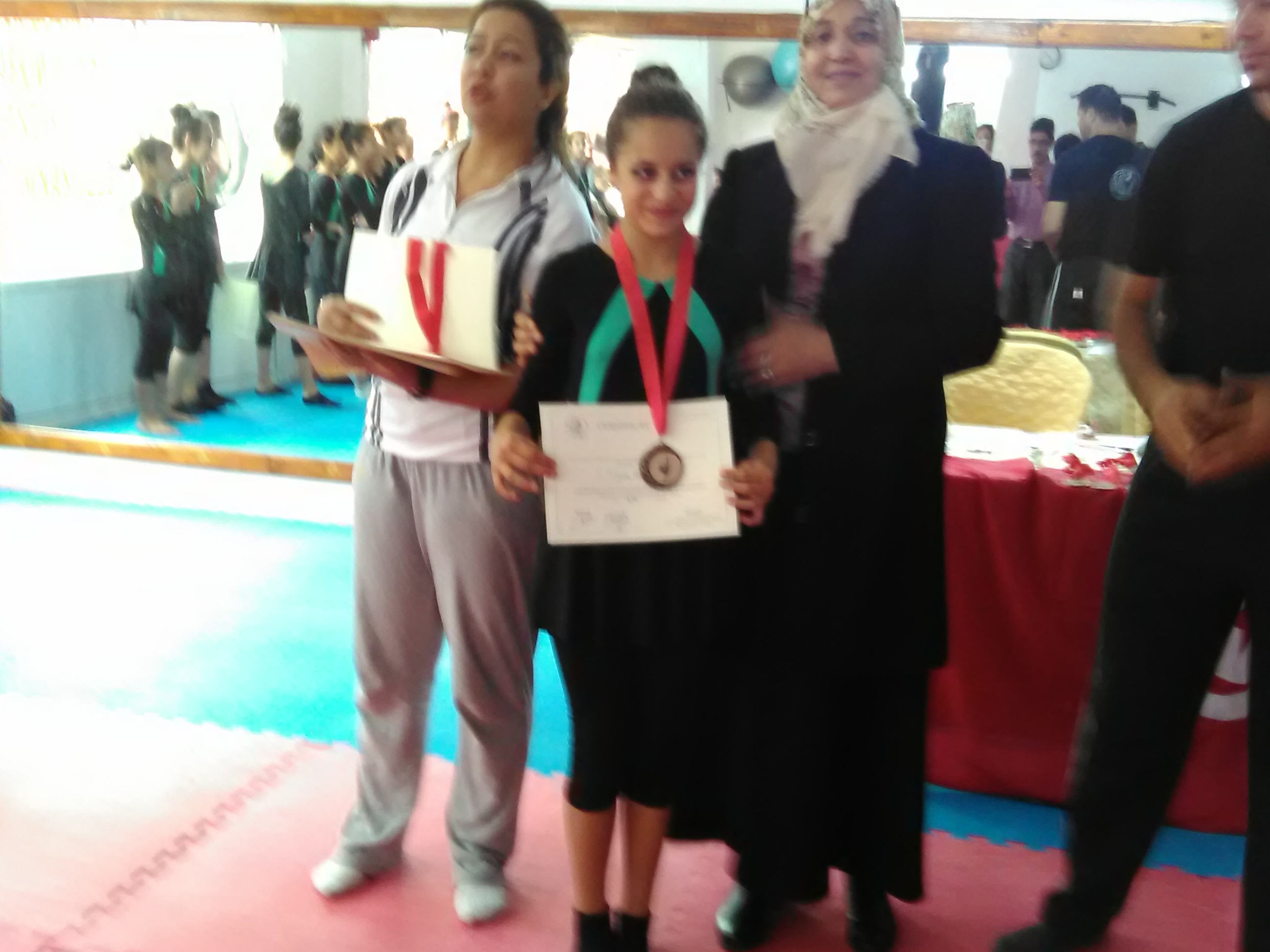 من كواليس الدورة الأولى لفنون الدفاع عن النفس ببنزرت :2016/11/20 by bechir - Illustrated by البشير الحمروني - Ourboox.com