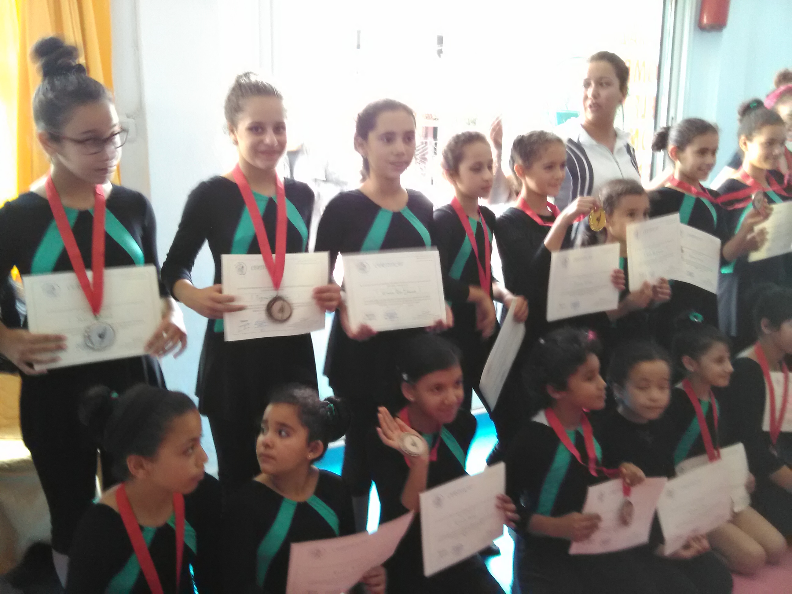 من كواليس الدورة الأولى لفنون الدفاع عن النفس ببنزرت :2016/11/20 by bechir - Illustrated by البشير الحمروني - Ourboox.com