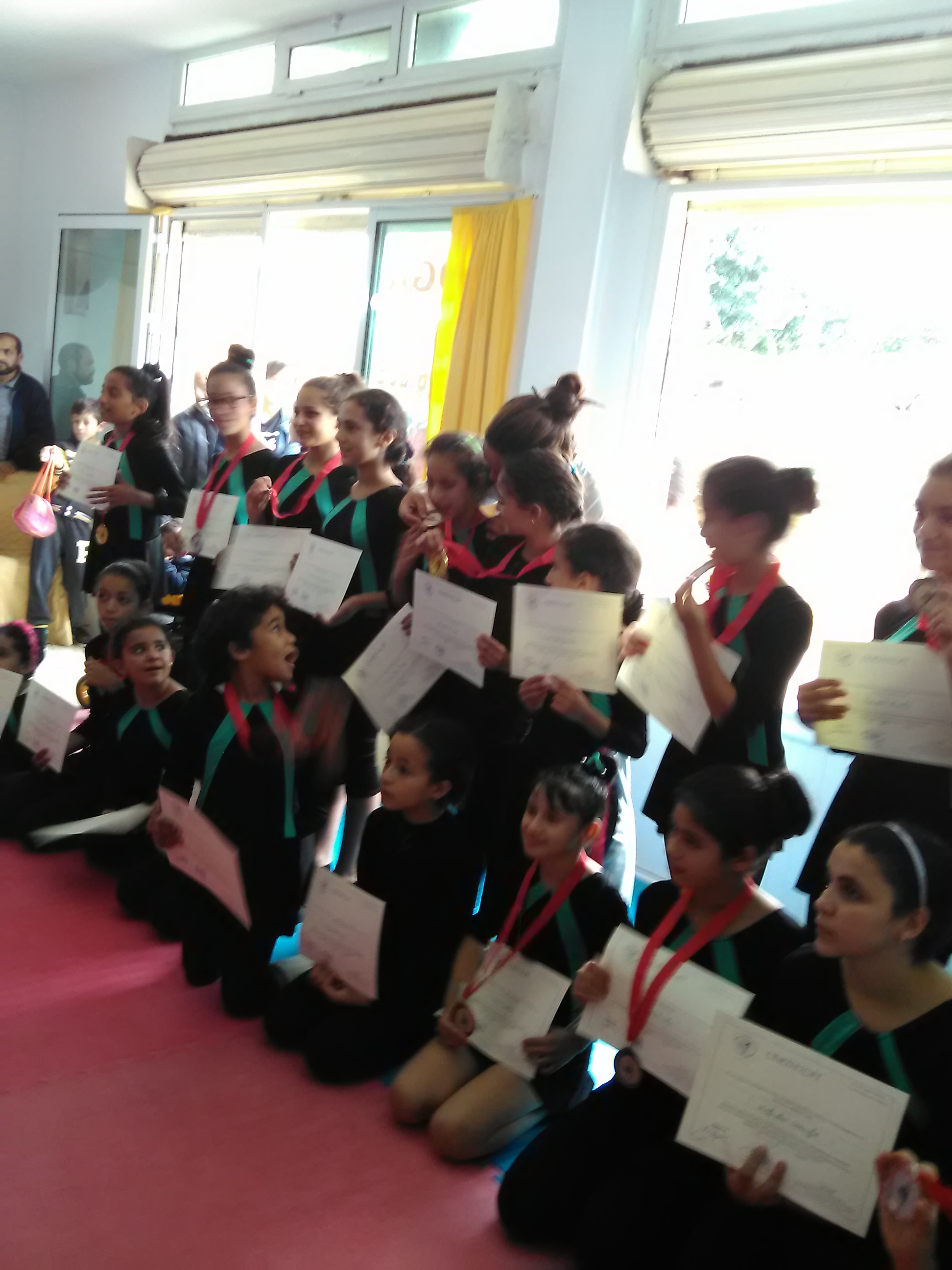 من كواليس الدورة الأولى لفنون الدفاع عن النفس ببنزرت :2016/11/20 by bechir - Illustrated by البشير الحمروني - Ourboox.com