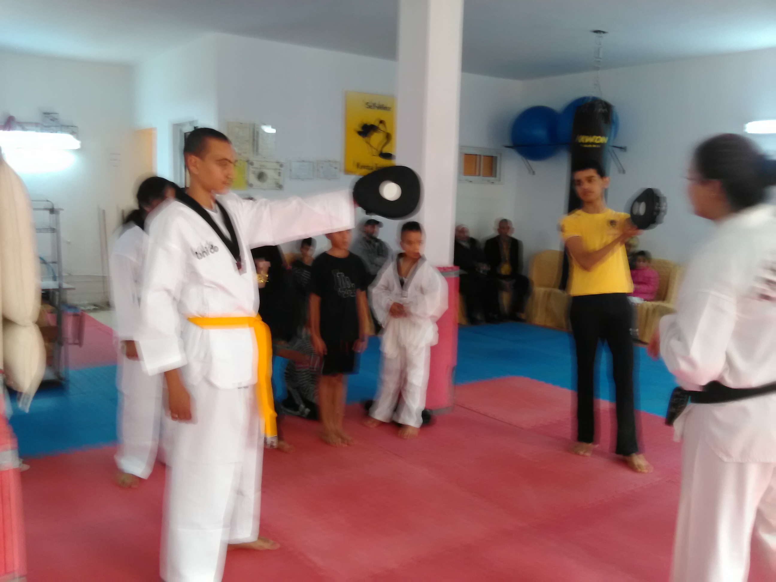 الدورة الأولى المفتوحة لفنون الدفاع عن النفس ببنزرت : الجزء الثاني by bechir - Illustrated by البشير الحمروني  - Ourboox.com