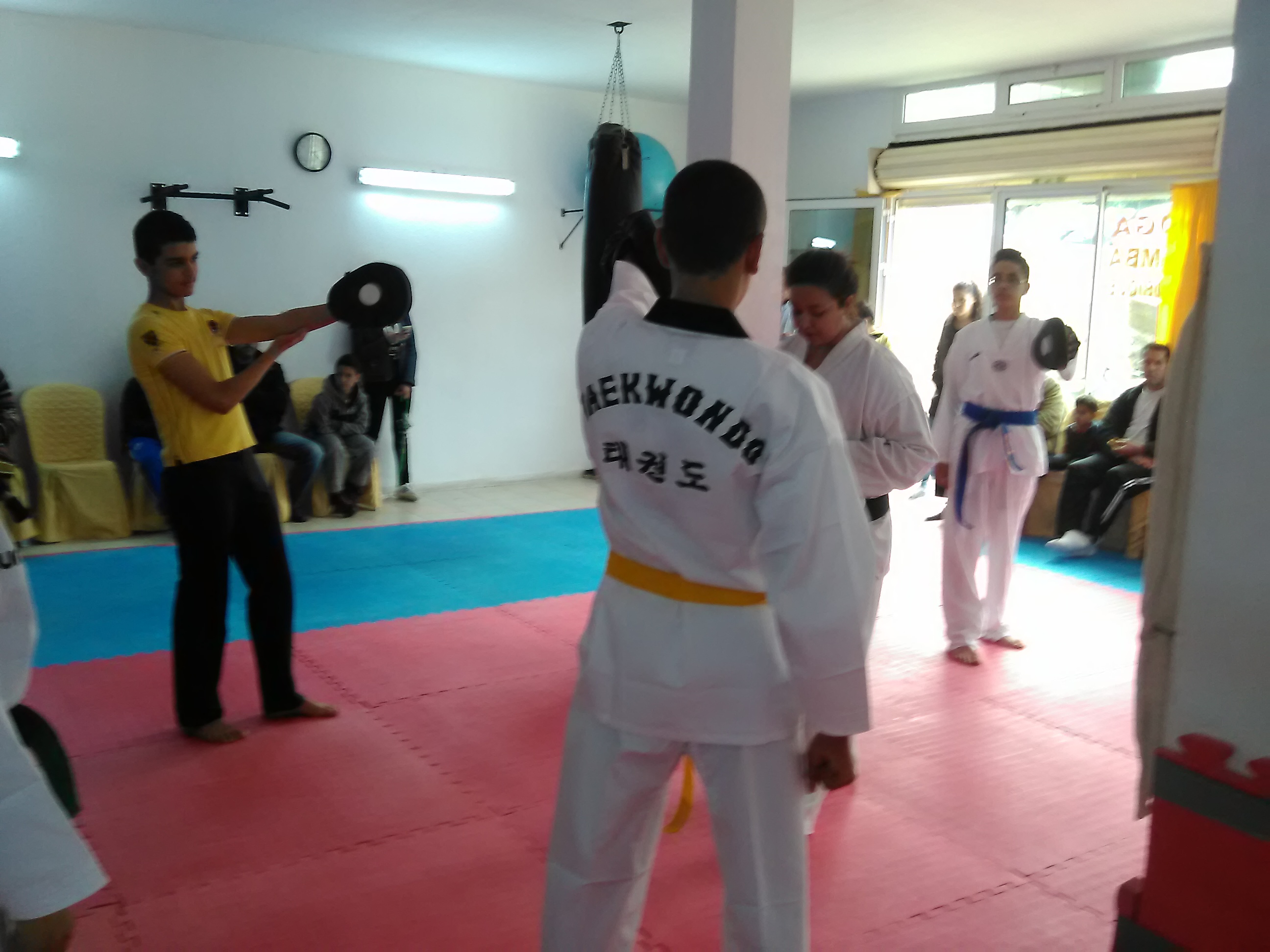 الدورة الأولى المفتوحة لفنون الدفاع عن النفس ببنزرت : الجزء الثاني by bechir - Illustrated by البشير الحمروني  - Ourboox.com