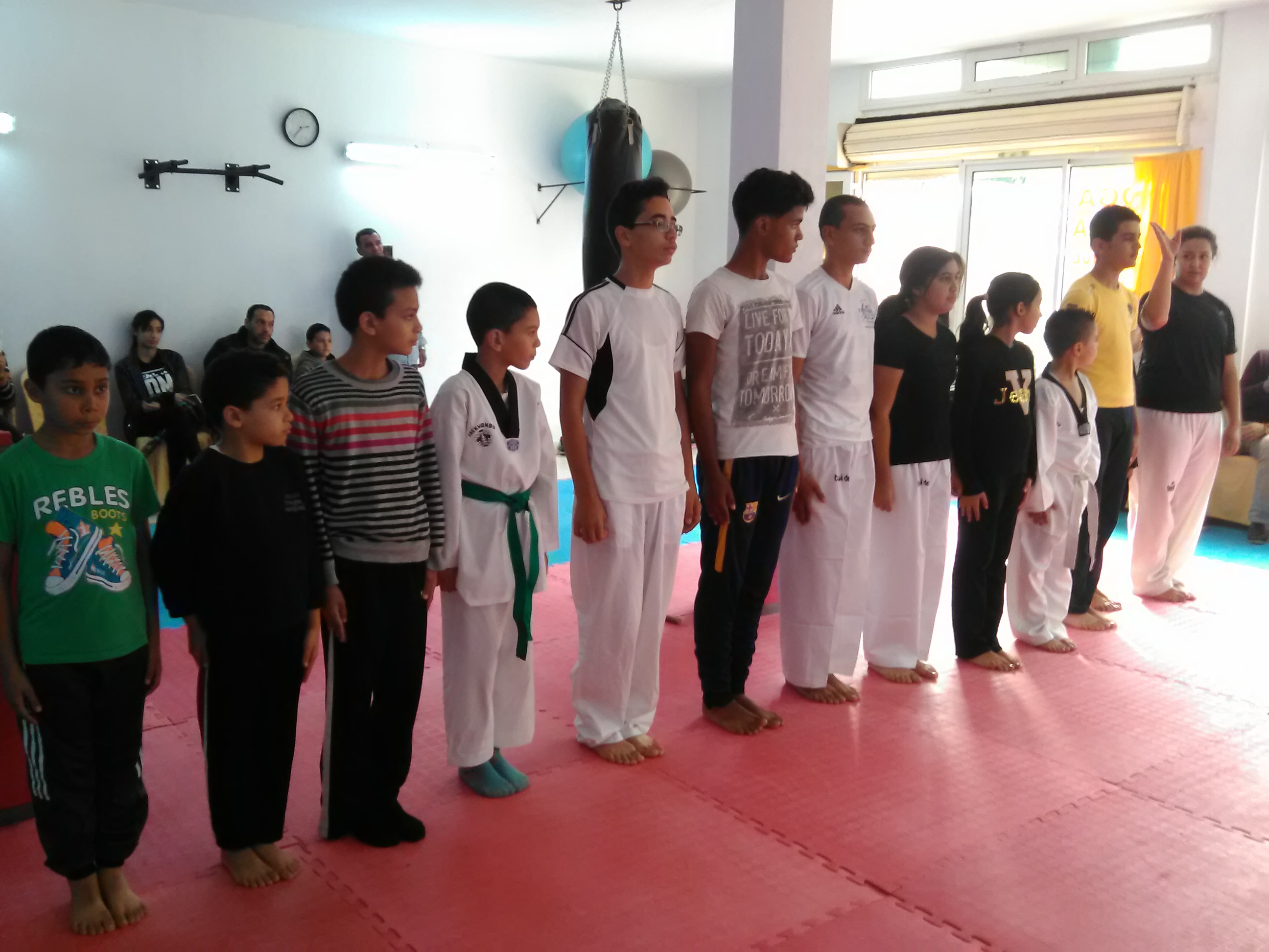 الدورة الأولى المفتوحة لفنون الدفاع عن النفس ببنزرت : الجزء الثاني by bechir - Illustrated by البشير الحمروني  - Ourboox.com