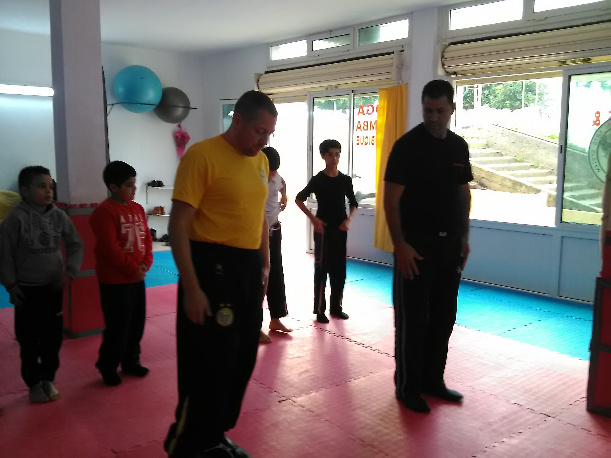 الدورة الأولى المفتوحة لفنون الدفاع عن النفس ببنزرت : الجزء الثالث الكافازا by bechir - Illustrated by البشير الحمروني - Ourboox.com