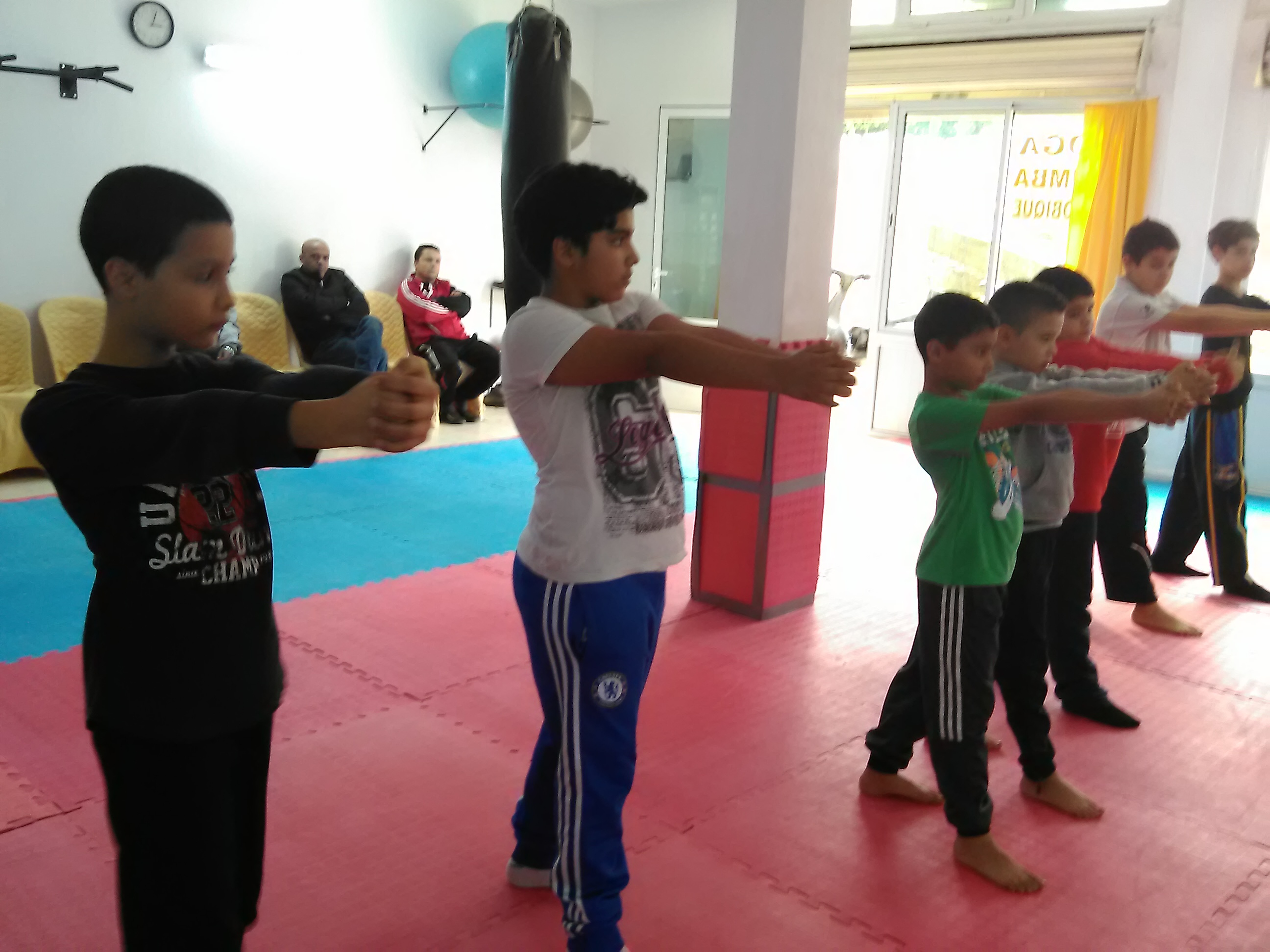 الدورة الأولى المفتوحة لفنون الدفاع عن النفس ببنزرت : الجزء الثالث الكافازا by bechir - Illustrated by البشير الحمروني - Ourboox.com