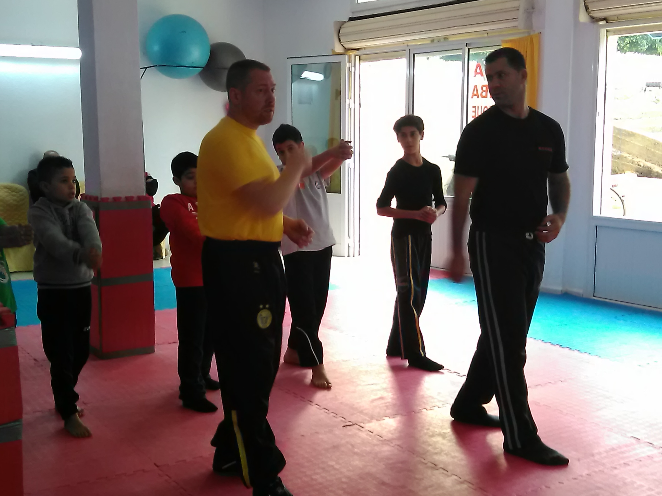 الدورة الأولى المفتوحة لفنون الدفاع عن النفس ببنزرت : الجزء الثالث الكافازا by bechir - Illustrated by البشير الحمروني - Ourboox.com