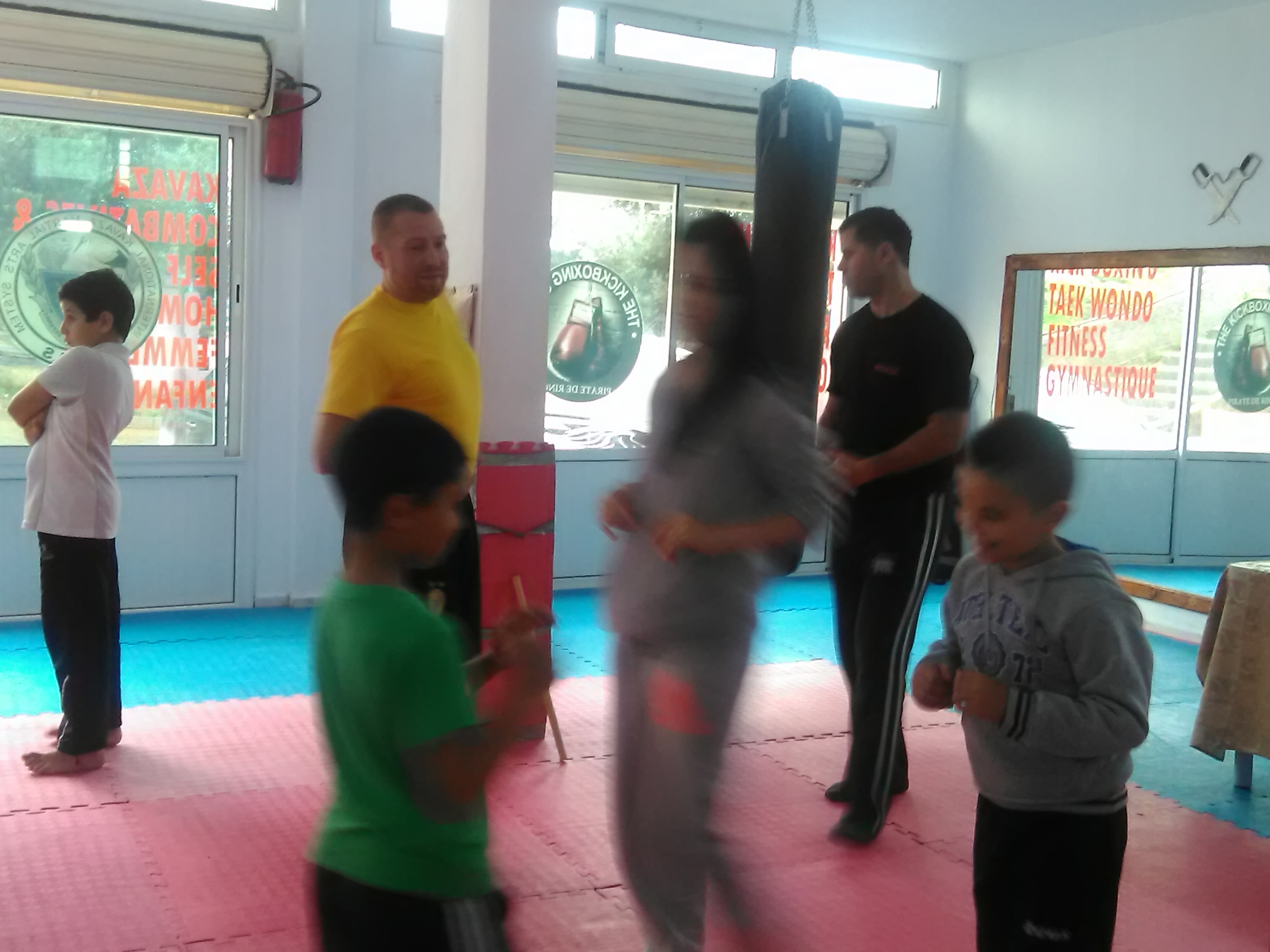 الدورة الأولى المفتوحة لفنون الدفاع عن النفس ببنزرت : الجزء الثالث الكافازا by bechir - Illustrated by البشير الحمروني - Ourboox.com