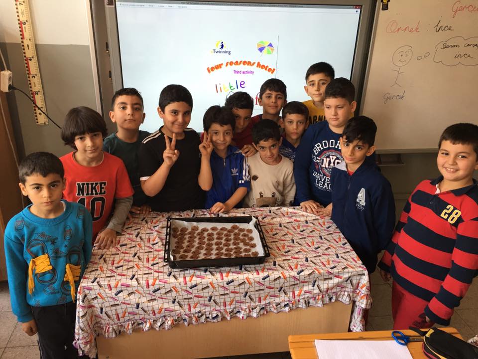 little chefs by Zeynep ulas - Ourboox.com