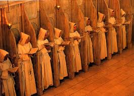 החיים במנזר by ariel yalonetsky - Illustrated by אריאל יאלונצקי - Ourboox.com