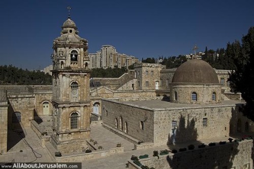 החיים במנזר by Esti  - Ourboox.com