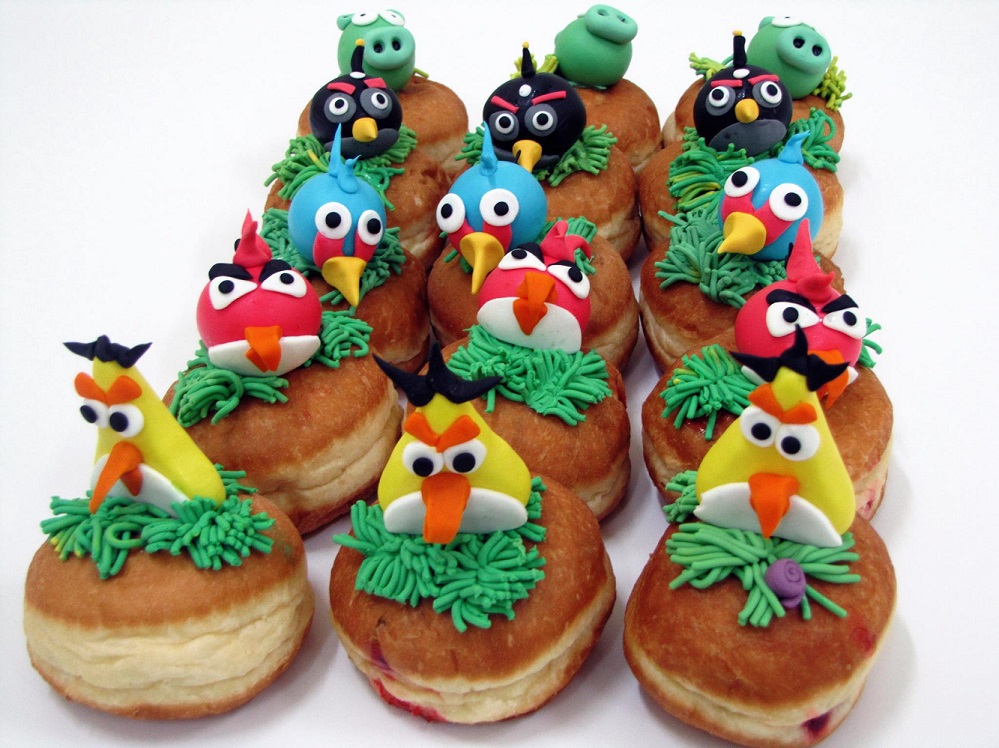 סופגניות by mai kawamura - Illustrated by מאי קאוומורה - Ourboox.com