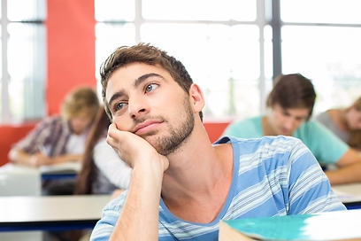 הַשֵּׁינָה by tati levinbuk - Illustrated by רינת לוינבוק - Ourboox.com