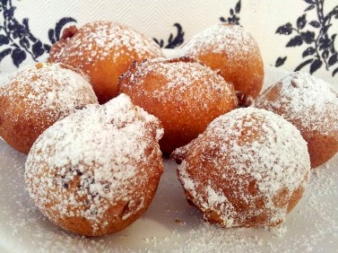 סופגניות by mai kawamura - Illustrated by מאי קאוומורה - Ourboox.com