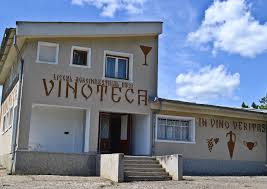 7 WONDERS OF YOUR COUNTRY The Agricultural College ”Dimitrie Cantemir” HUSI – ROMANIA Teachers coordinators Andrescu Mihaela and Garbatiuc Laura by Andrescu Mihaela - Ourboox.com