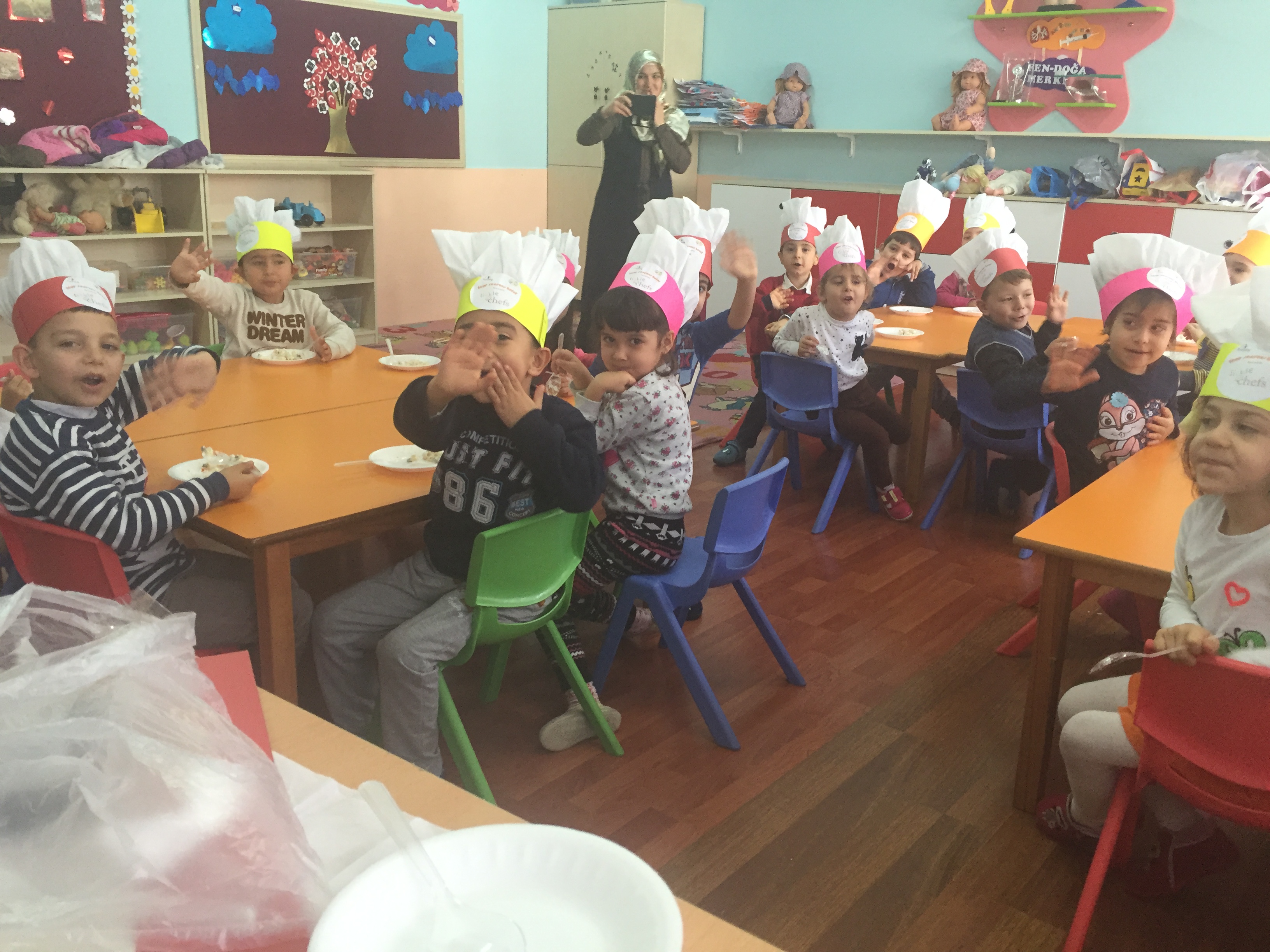 little chef by Gülcan Gül TOKER - Ourboox.com