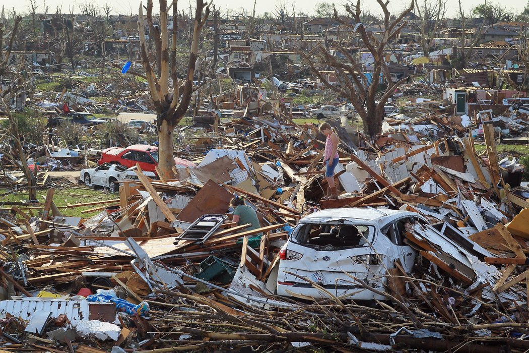 The Joplin Tornado Of 2011 by Ian - Ourboox.com