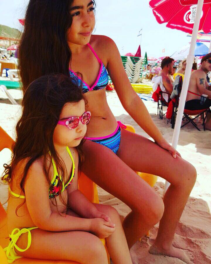 משפחת ביטון by opal biton - Illustrated by אופל ביטון - Ourboox.com