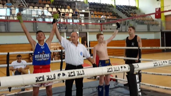 איגרוף תאילנדי by Dav per - Illustrated by דוד פרלמן - Ourboox.com