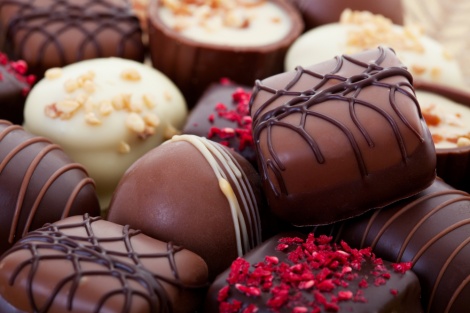 About Chocolate… by Noa Salamon - Ourboox.com
