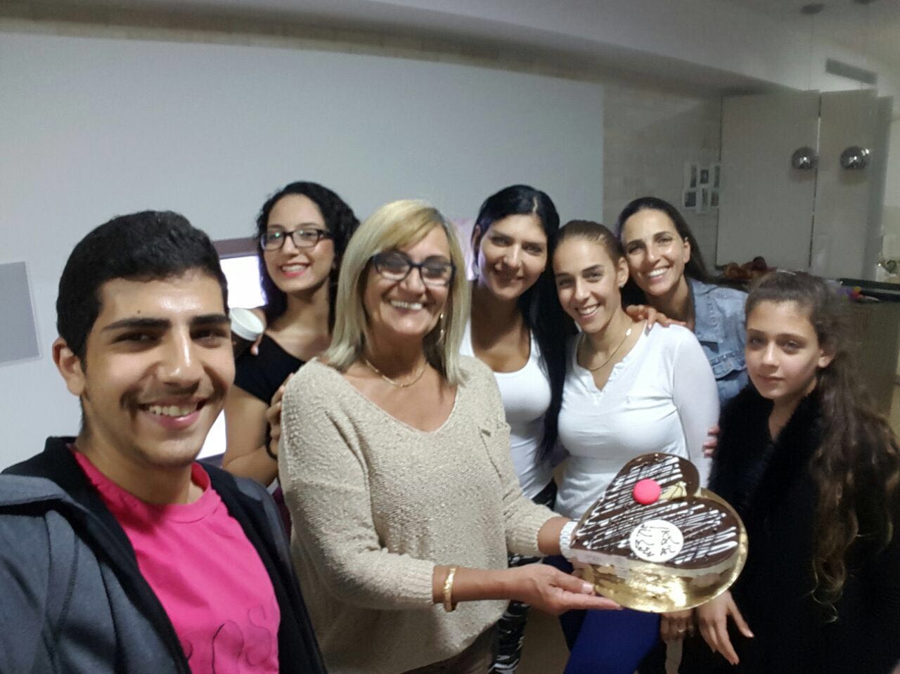 Family by Omer akiva - Ourboox.com