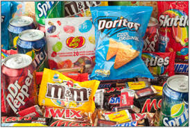 Snacks and sweets by Matanel Isaacs - Illustrated by matanel isaacs - Ourboox.com