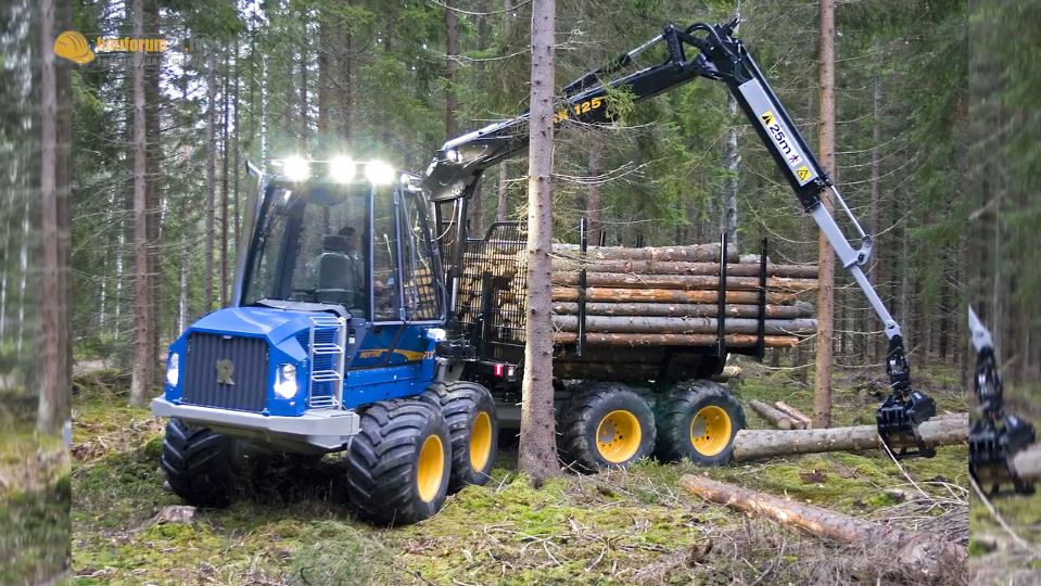 traktor by Alo piho - Ourboox.com