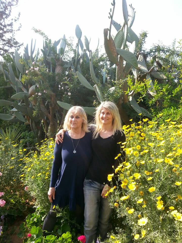 ספר במתנה לאחותי חוה קשתי ליום הולדתה – שיהיה במזל ! by edna cohen - עדנה כהן - Ourboox.com