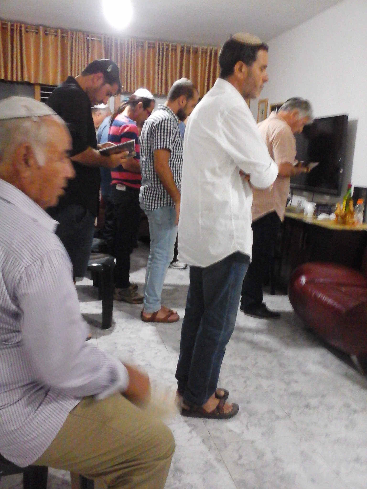 חייהם של הוריי מאיר ושמחה אמויאל by ruhama - Ourboox.com